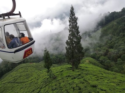 Riding the Darjeeling Ropeway